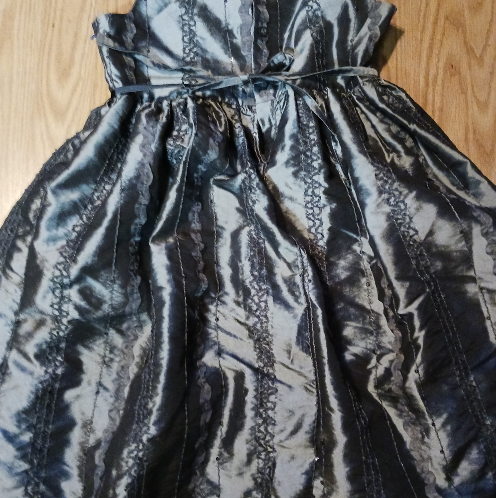 Beautiful girls Cherokee gray satin dressy dress, size 7